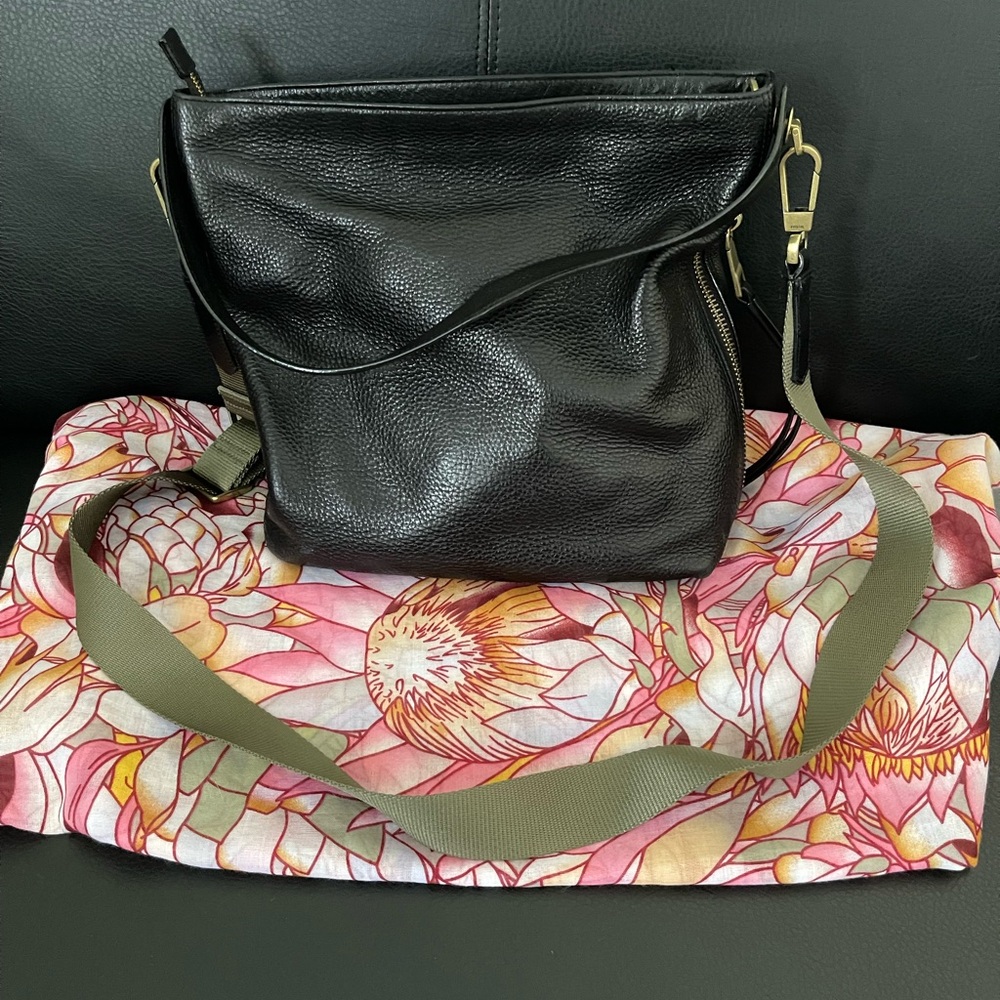 Fossil Maya Leather Hobo Bag – Perfect for Fall